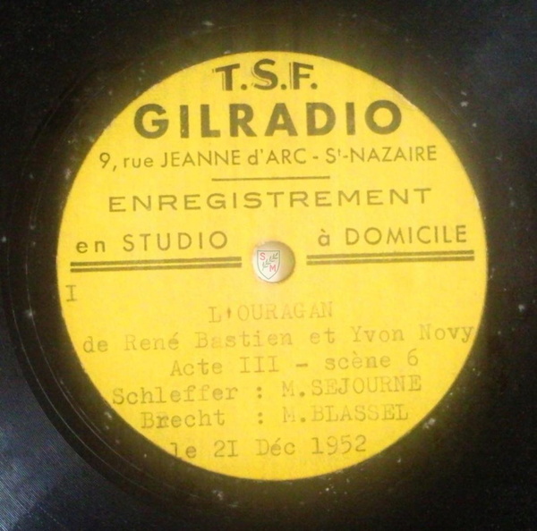 1952_ThéatreDisqueOuragan1Zoom.jpg